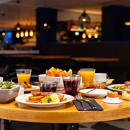 Metropol 3*