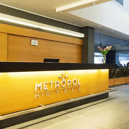 Metropol 3*